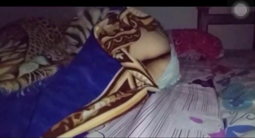 Mẹ kế  cho con riêng sờ lồn